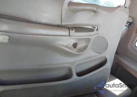 1998 Ford F-150 Lariat/Xl/Xlt из США, поврежденный, VIN 1FTRX17L7WNC37945